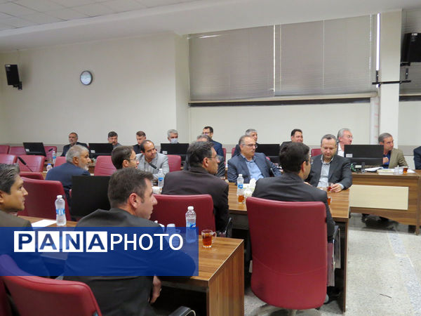 برگزاری شورای معاونان آموزش و پرورش با حضور استاندار 