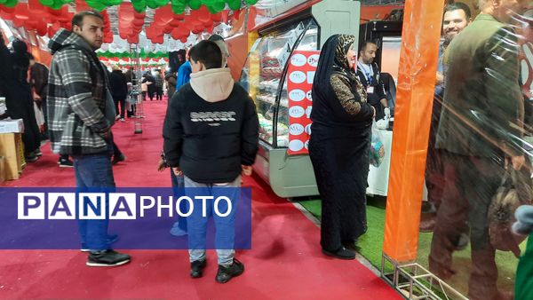 شور و نشاط مردم در چله بازارهای مشهد