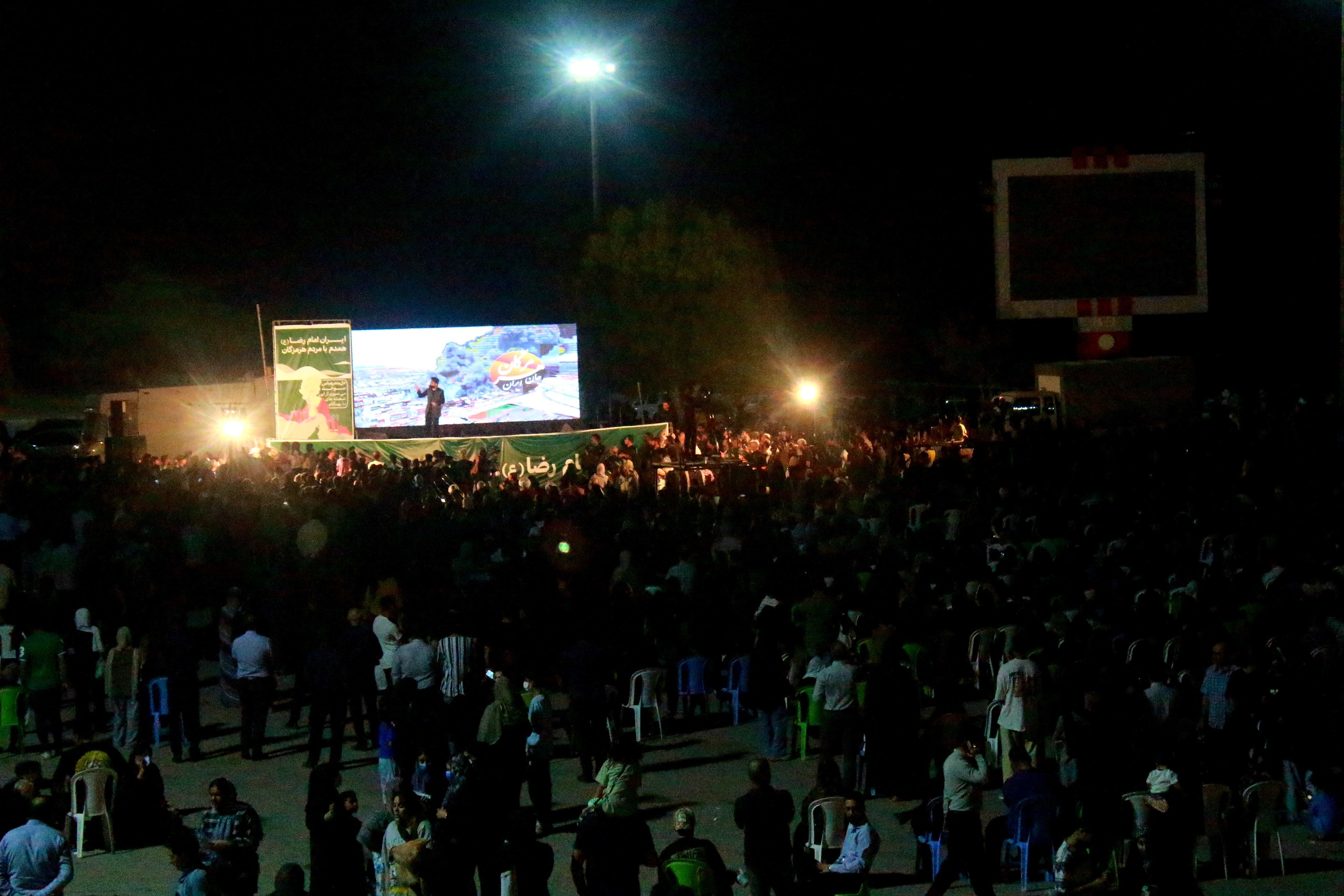 تجمع مردم بندرعباس برای جانباختگان بندر شهید رجایی