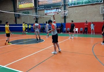 مسابقات والیبال بین مدرسه‌ای دانش‌آموزان ساوجبلاغ