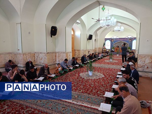 محفل انس با قرآن در آخرین روز از ماه مبارک رمضان