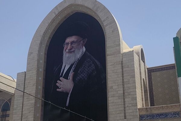 وداع با آقای شهید ایران