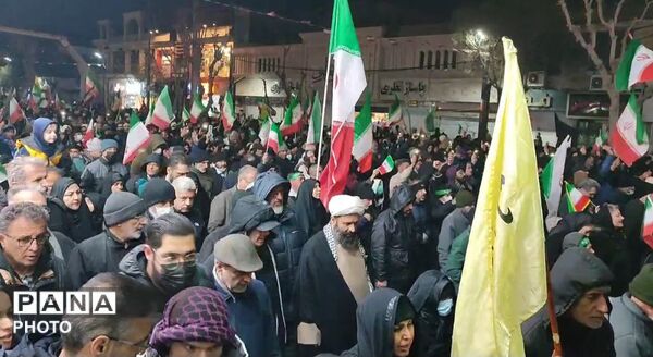 بیعت مردم ولایتمدار شهرستان فردیس با سیدمجتبی خامنه‌ای 