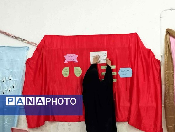 برگزاری نمایشگاه انجمن اسلامی در شهرستان سملقان