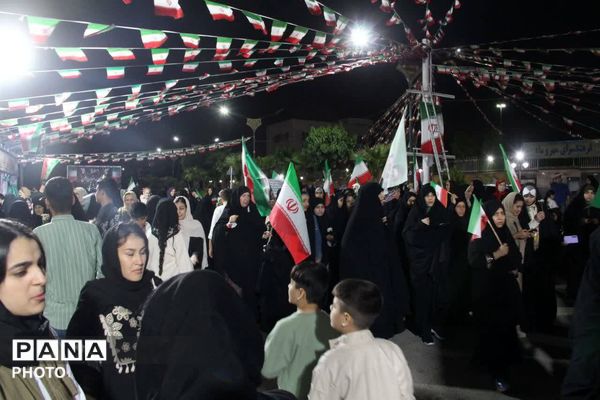 قیامدشت در تجمعات شبانه همچنان میزبان زوج های فاطمی و علوی می‌باشد