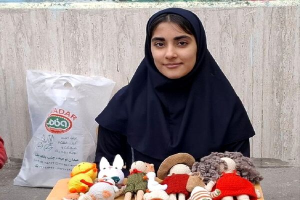 برگزاری بازارچه اقتصادی در دبیرستان شاهد تکتم