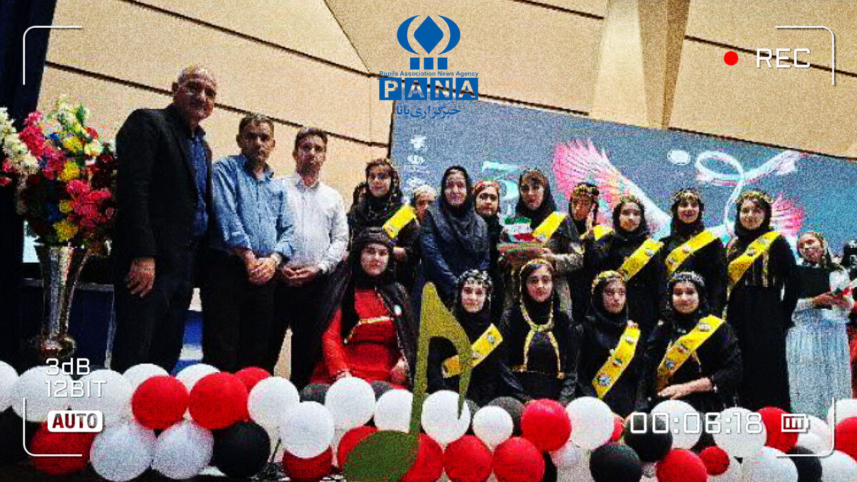 درخشش گروه سرود پیشتازان چاووش دهگلان در جشنواره استانی فجر