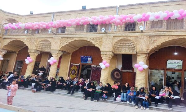 روزه‌اولی‌ها در آباده جشن گرفتند