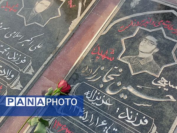 ویژه برنامه میهمانی لاله‌ها در آرامگاه شهید مدرس