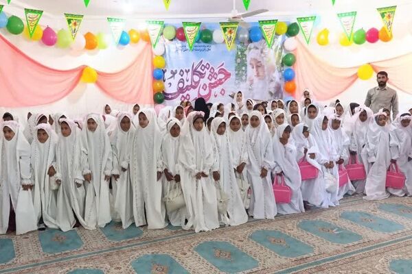 جشن تکلیف ۶۶۰ فرشته کوچک در جازموریان