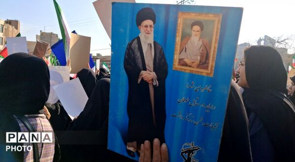 تربت جامی ها در بیعت با رهبر جدید انقلاب سنگ‌تمام گذاشتند