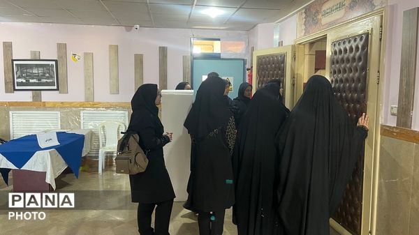 هنرستان هنرهای زیبا میزبان درخشش استعدادهای دختر در چهل و چهارمین جشنواره نمایش صحنه ای  و عروسکی