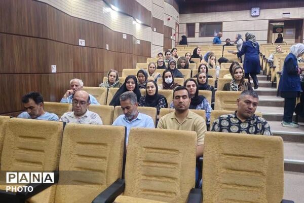 توانمندسازی و پیشگیری از آسیب‌ها ویژه کلاس اولی های مدرسه ملاصدرا 