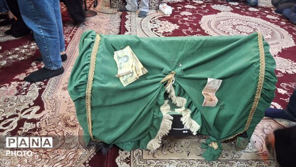 آیین شیرخوارگان حسینی در امام‌زاده احمد و محمود نظرآباد 