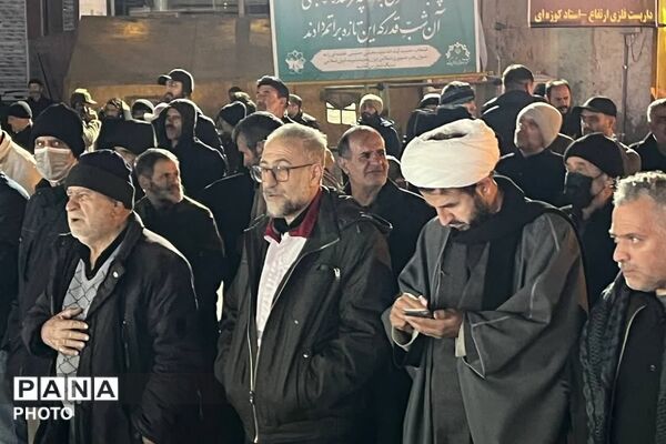 مردم فیروزکوه، کف خیابان را خالی‌ نمی کنند
