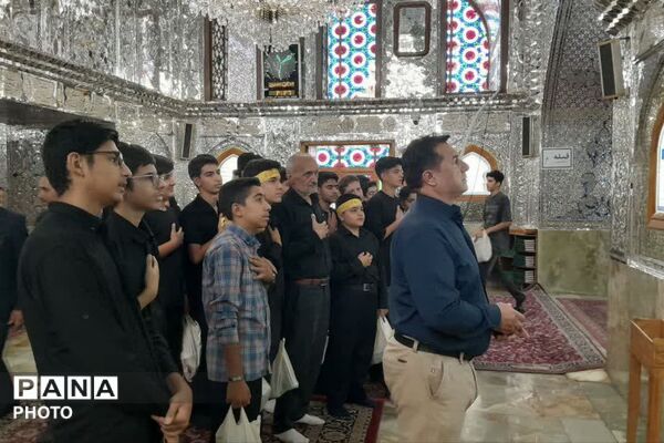 نوجوانان عاشورایی در حرم شاهچراغ(ع) - 3