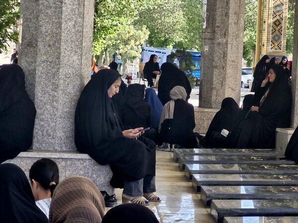 مراسم دعای روز عرفه در شهرستان بروجن 