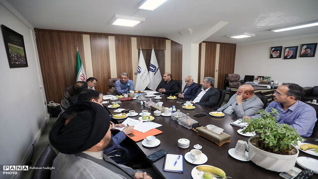 جلسه بررسی راهکارهای اجرای طرح اتقان ویژه آموزگاران مدارس غیردولتی