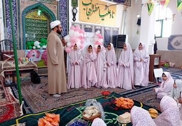 جشن تکلیف شکوفه‌های عارفین
