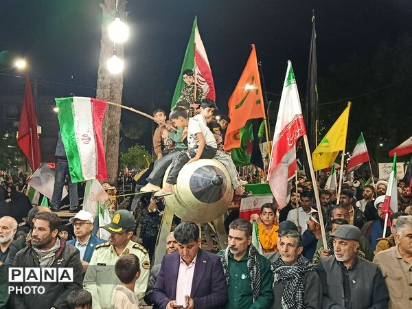 حماسه سرخس؛ خروش مردم در شب خونخواهی امام شهید امت و شهدای جنگ رمضان