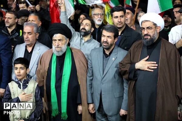 ندای رعدآسای «الله‌اکبر» در بزرگداشت یوم‌الله ۱۲ فروردین، در استان همدان