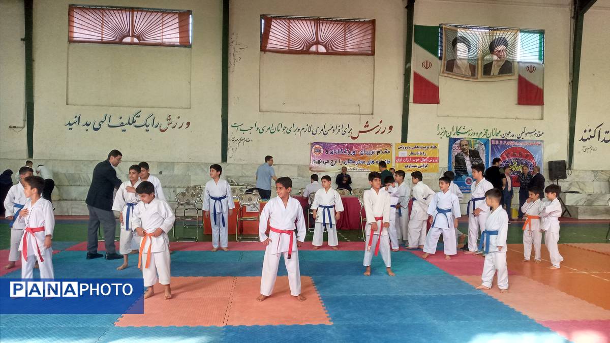 برگزاری مسابقات قهرمانی کاراته سبک شوتوکان در قائمشهر
