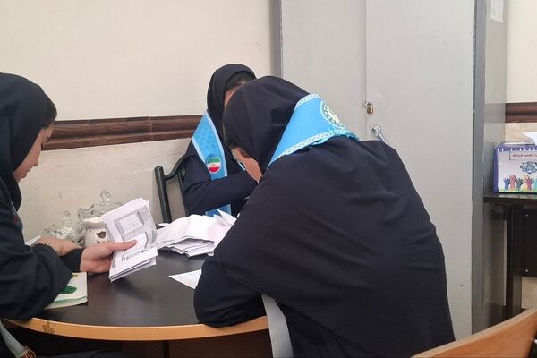 شور انتخاباتی دانش آموزان چهاردانگه