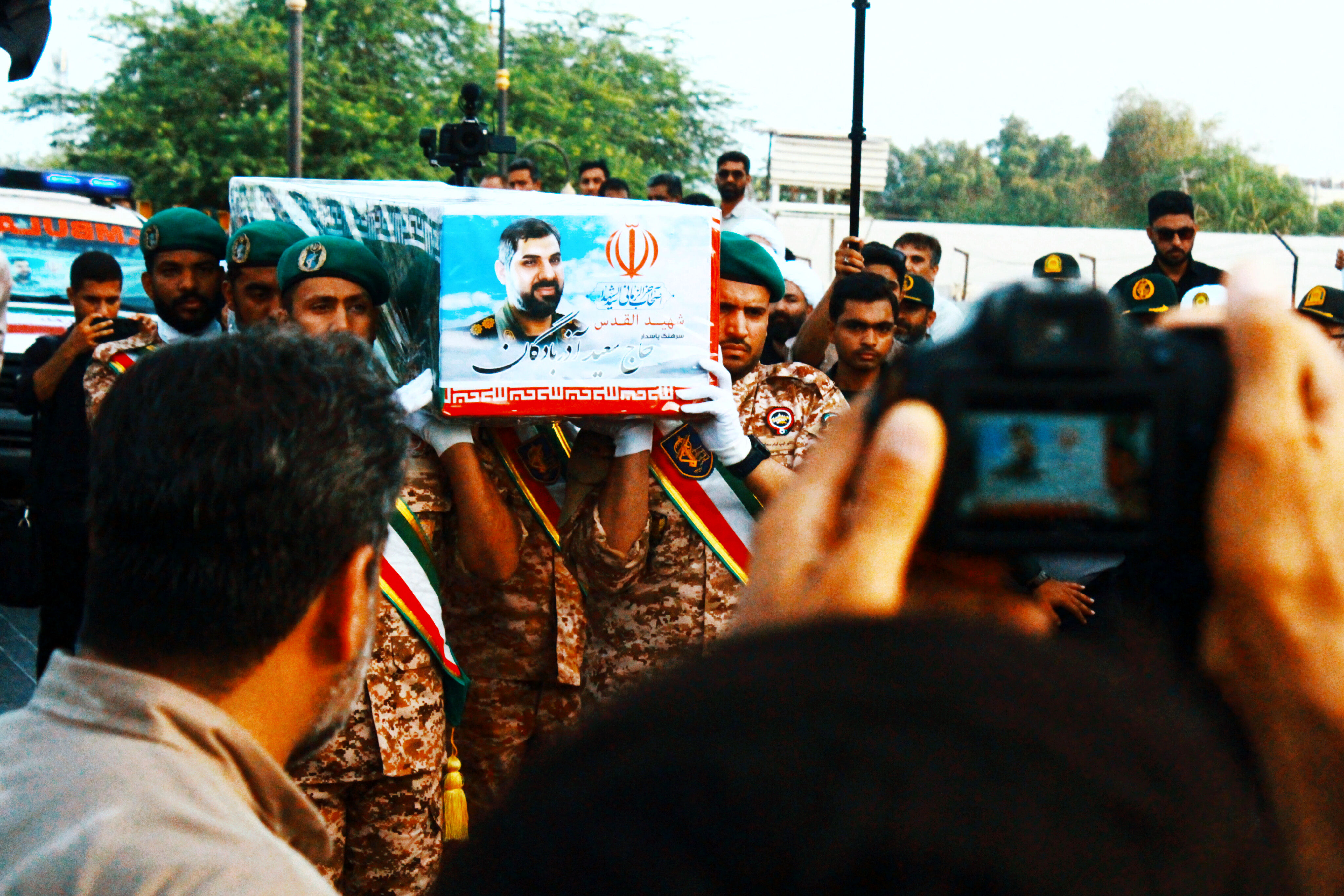 مراسم تشییع پیکر شهید «سعید آذربادگان» در بندرعباس