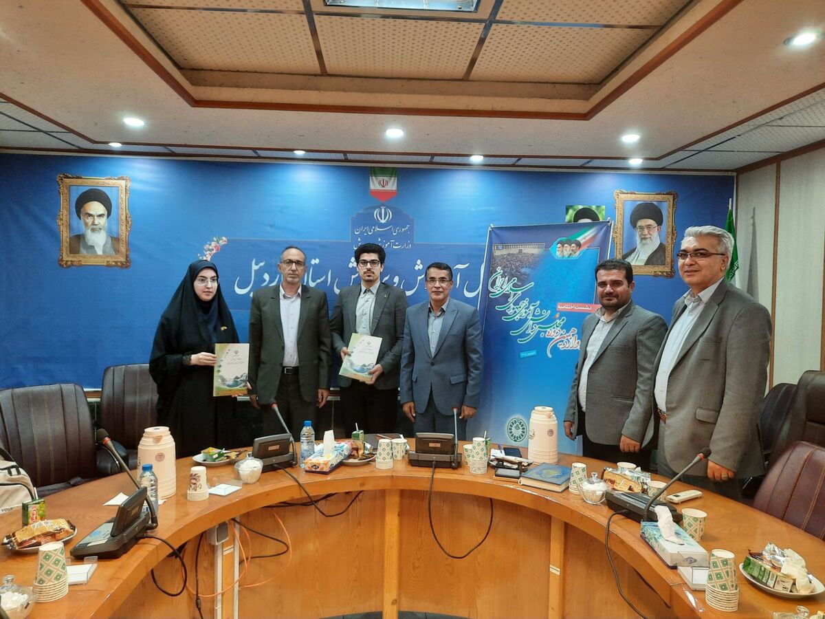 مجلس دانش‌آموزی یک تمرین بزرگ برای کسب مهارت‌های زندگی است