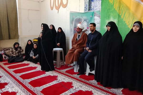 بازدید مسئولان آموزش‌ و پرورش از اعتکاف دختران در مسجد الزهرا(س) قیامدشت