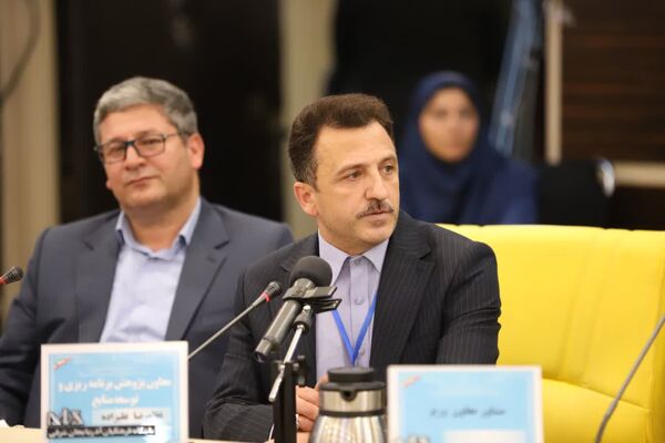 نشست مشترک کمیسیون آموزش، تحقیقات و فناوری مجلس با وزیر آموزش و پرورش 
