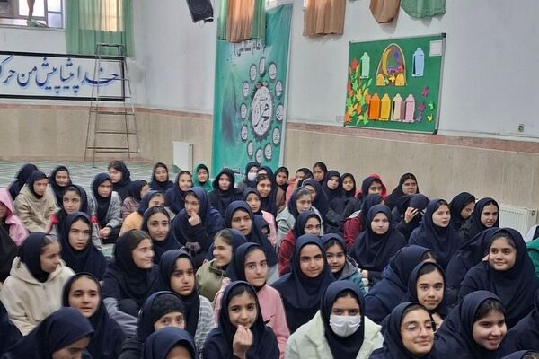در سوگ مادرِ وفا
