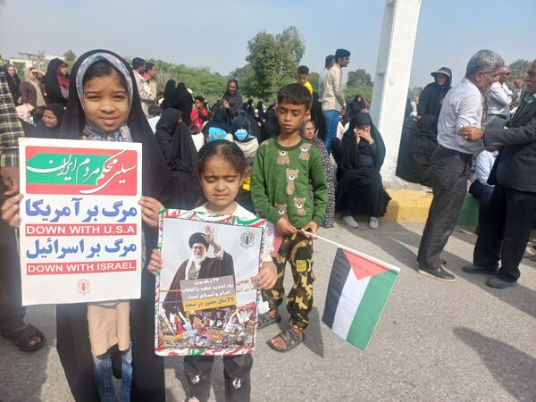راهپیمایی ۲۲ بهمن در میناب
