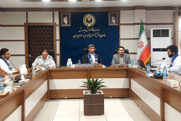 نشست فصلی و توان افزایی مأمورین و مسئولین سازمان دانش‌آموزی شهرستان‌های استان تهران 