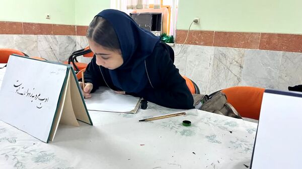 مسابقات فرهنگی‌ هنری با استقبال هنرمندان و دانش‌آموزان برگزار شد