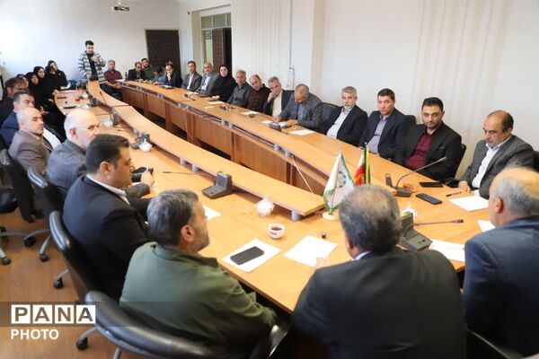 بازدید میدانی مدیرکل آموزش و پرورش آذربایجان شرقی از قطب صنعتی سردرود