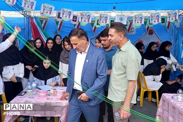 برپایی غرفه های مهدویت، فرهنگی هنری، بهداشت - سلامت، ورزشی و بسیج فرهنگیان در چهاردانگه