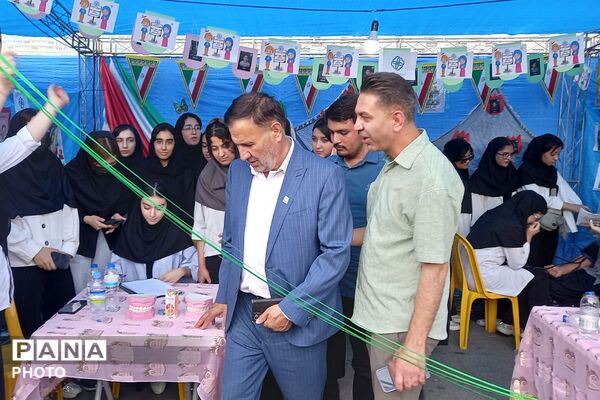 برپایی غرفه های مهدویت، فرهنگی هنری، بهداشت - سلامت، ورزشی و بسیج فرهنگیان در چهاردانگه