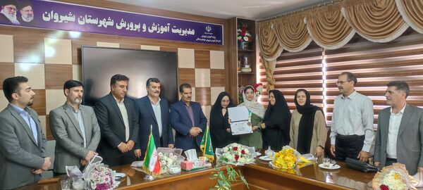 استقبال از دانش آموز شیروانی دارنده مدال برنز جهانی المپیاد علوم زمین