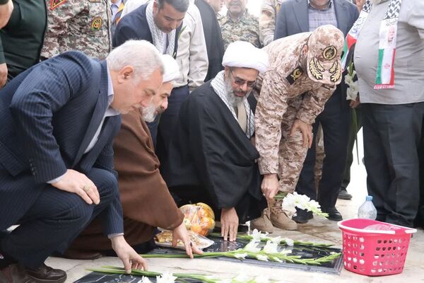 برگزاری آیین غبارروبی مزار شهدا در بجنورد 