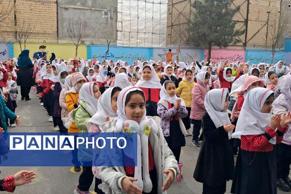 جشن ولادت امام زمان(عج) در دبستان عمار رباط‌کریم