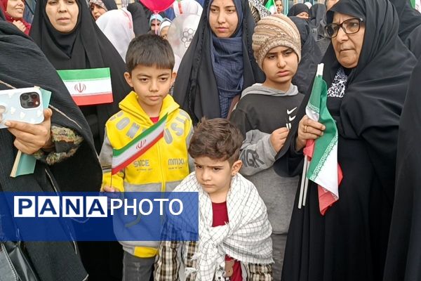 شور انقلابی در پیشوا، همه یکصدا برای ایران در 22 بهمن