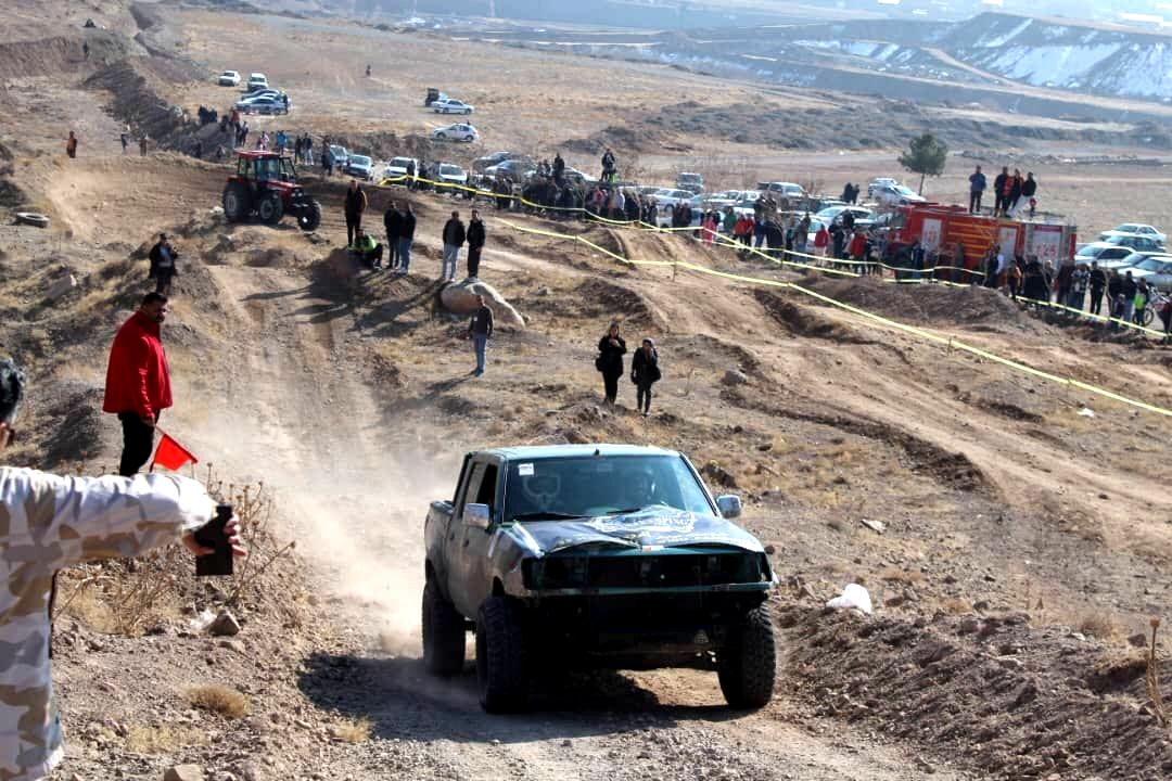 مسابقات اتومبیل‌رانی آفرود بزرگداشت دهه مبارکه فجر