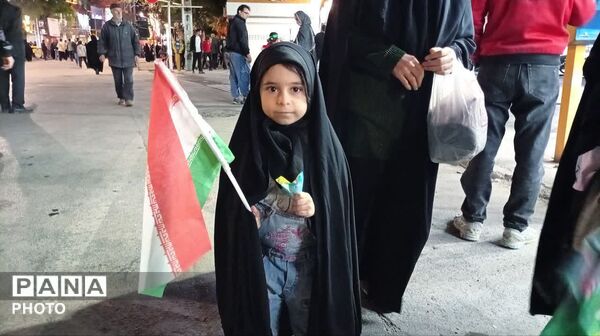 حضور پررنگ کودکان و نوجوان در تجمعات شبانه 