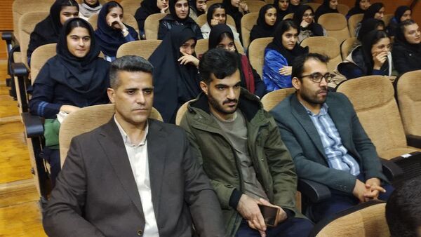 مراسم یادبود خیر مدرسه‌ساز در کوهدشت 
