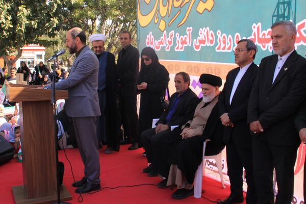 تجلی اقتدار مردم بهارستان در راهپیمایی ۱۳ آبان