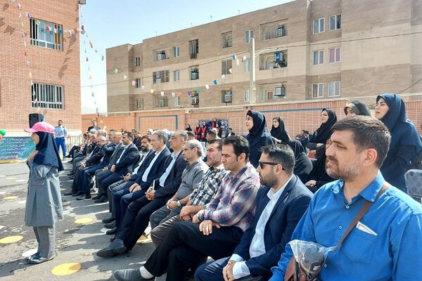 آیین بهره برداری از مدرسه شهدای پالایشگاه تهران در کهریزک 
