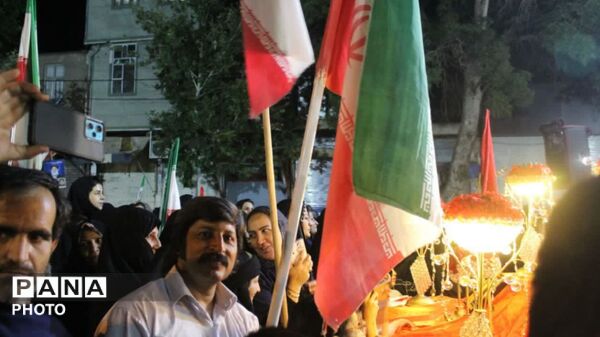 عقد سه زوج جوان در دل راهپیمایی مردمی، آغاز  زندگی مشترک با عطر همدلی و اتحاد