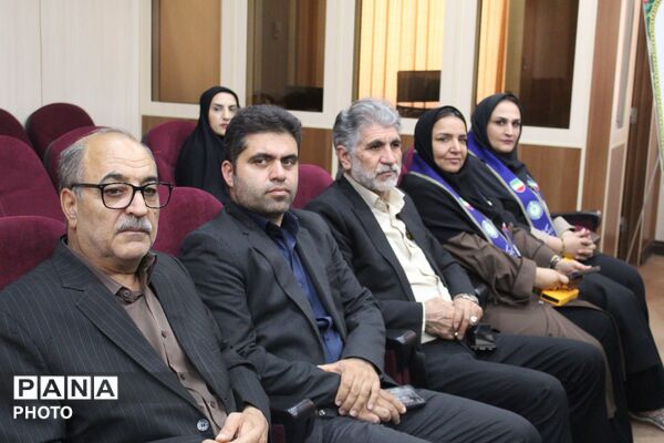 برگزاری کارگاه آموزش عکاسی با موبایل ویژه خبرنگاران پانا در صداوسیمای خراسان شمالی