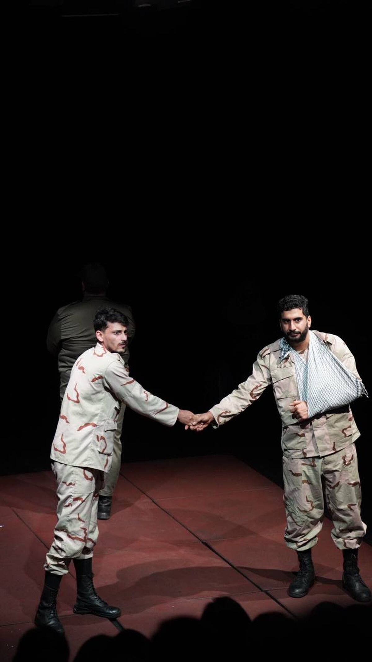 نمایش «دشمن خدا» در دور چهارم، دو اجرایی شد